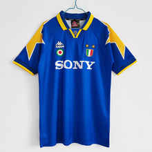 Load image into Gallery viewer, Juventus 1995-96 Away kit
