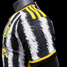 Load image into Gallery viewer, juventus 23/24 Home Kit