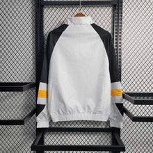 Load image into Gallery viewer, Juventus Windbreaker