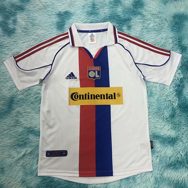 Lyon Home 2000-01