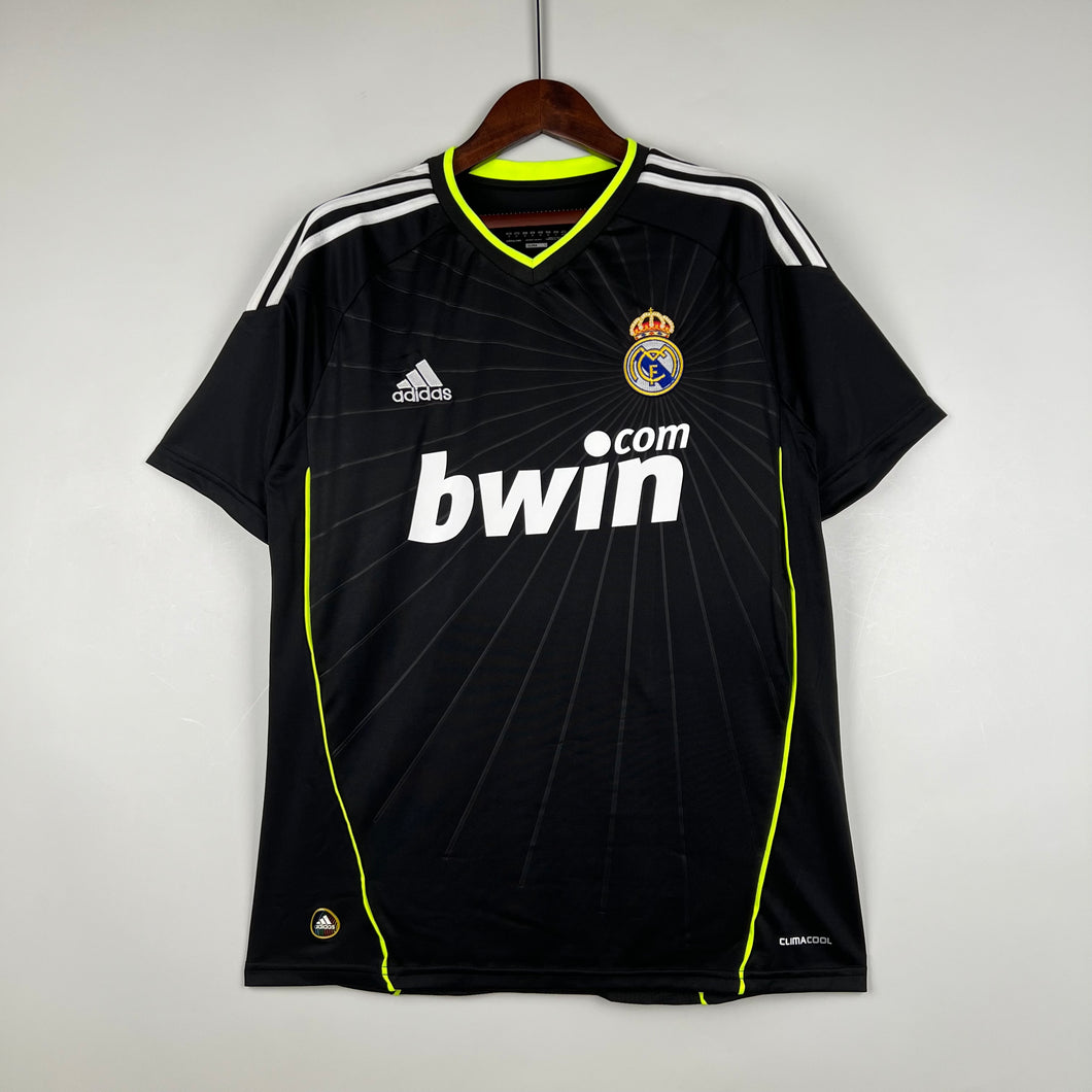 Retro Real Madrid 10/11 Away Kit