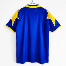 Load image into Gallery viewer, Juventus 1995-96 Away kit

