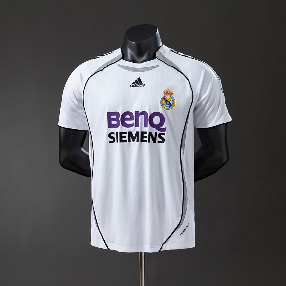 Real Madrid 2006/07 Home Retro Jersey