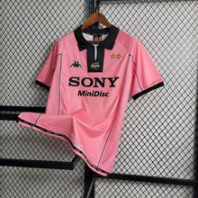 Load image into Gallery viewer, Juventus 1997-98 Away kit

