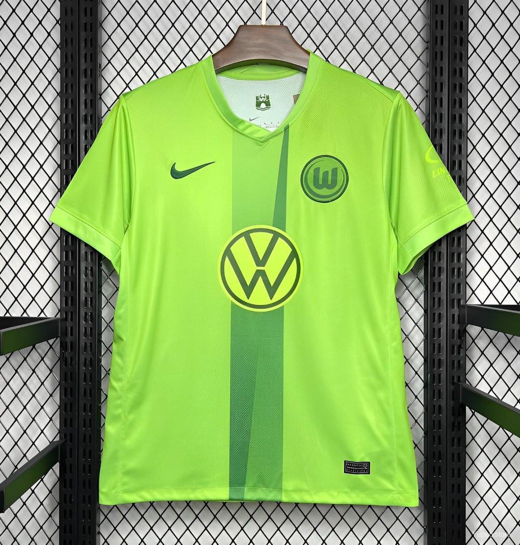 24/25 Wolfsburg Home Kit