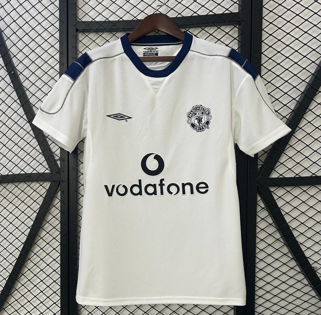 Manchester United 2000/01 Away Retro Jersey