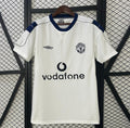 Manchester United 2000/01 Away Retro Jersey