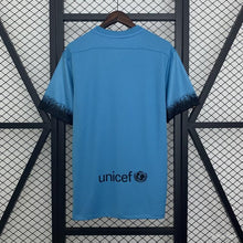 Load image into Gallery viewer, Retro Barcelona 15/16THIRD Jersey
