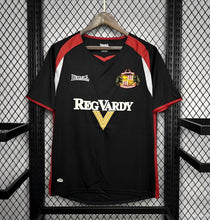 Load image into Gallery viewer, Sunderland Away Retro 2005/06

