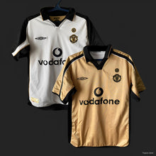 Load image into Gallery viewer, Retro 01/02 Manchester United Third Centenary Reversible Jersey
