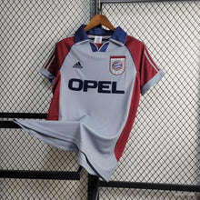 Load image into Gallery viewer, Retro 1998/99 Bayern Munich Away
