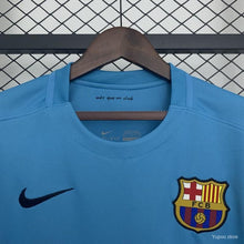 Load image into Gallery viewer, Retro Barcelona 15/16THIRD Jersey
